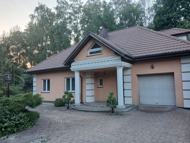 Władków Dom wolnostojący - 191 m²