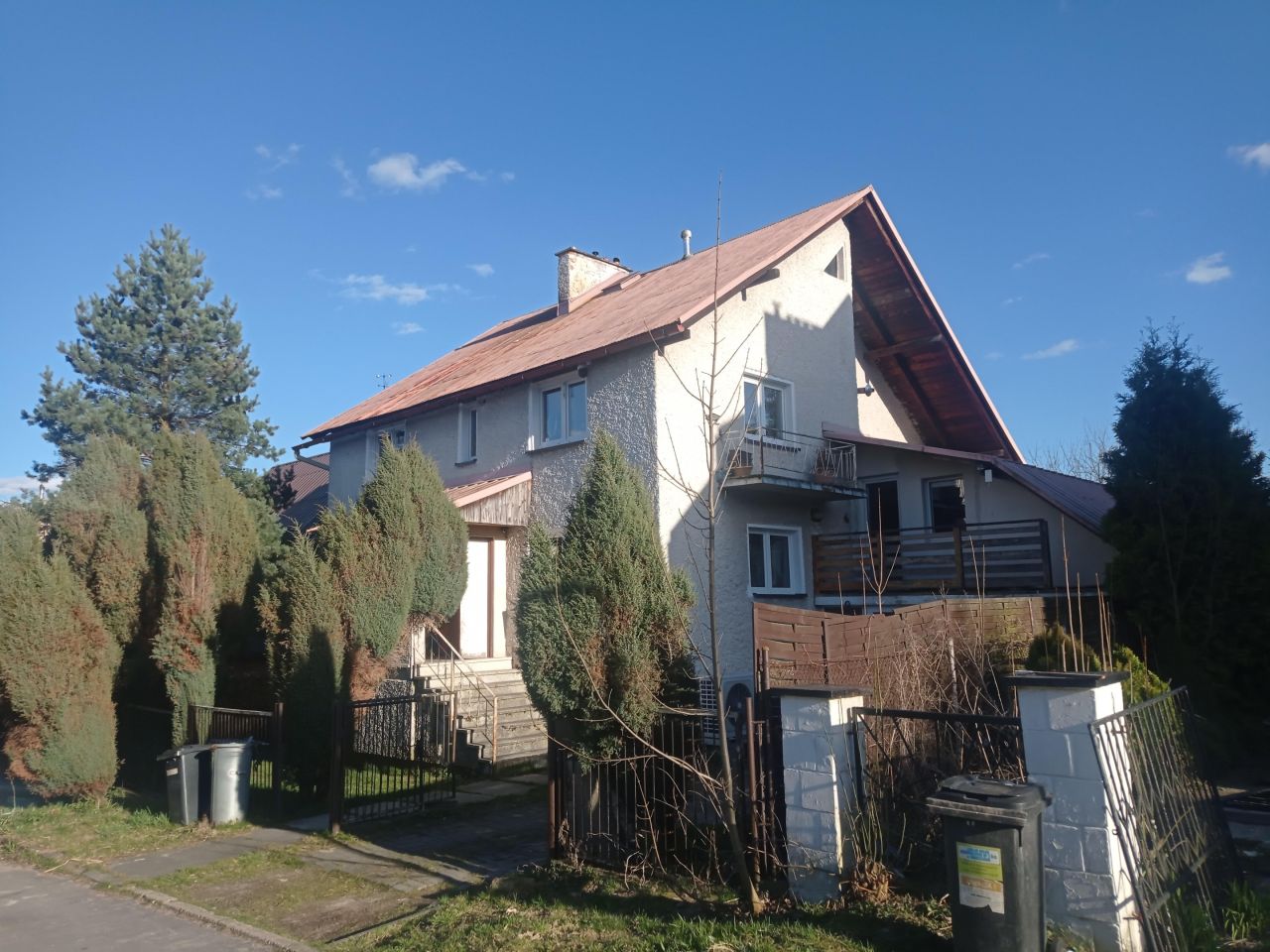 dom wolnostojący Międzylesie, ul. Pionierów. Zdjęcie 1
