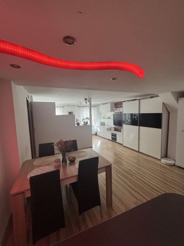 Mieszkanie 3-pokojowe Kamienna Góra Centrum. Zdjęcie 1