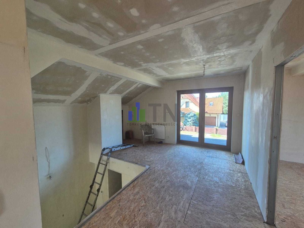 dom wolnostojący, 5 pokoi Chrząstawa Wielka. Zdjęcie 13