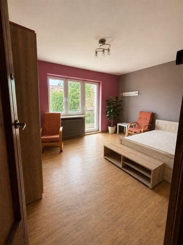 dom wolnostojący, 4 pokoje Tresna. Zdjęcie 8