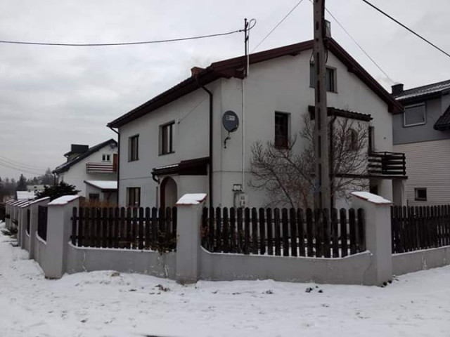 dom wolnostojący, 5 pokoi Stąporków Nowy Stąporków, ul. Stanisława Moniuszki. Zdjęcie 1