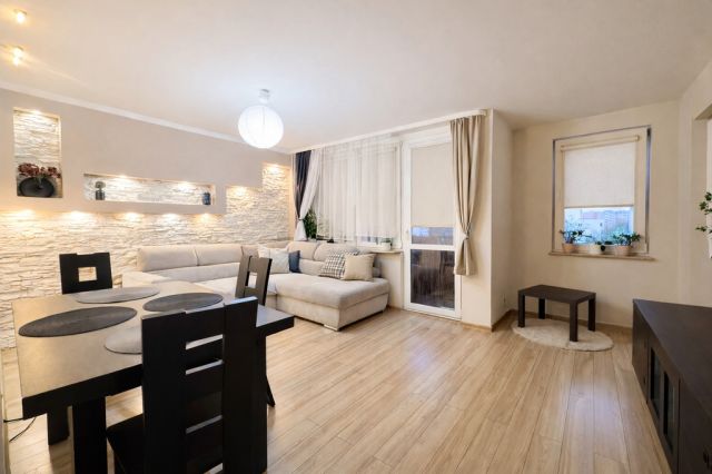 Mieszkanie 3-pokojowe Warszawa Bemowo, ul. Witolda Doroszewskiego. Zdjęcie 1