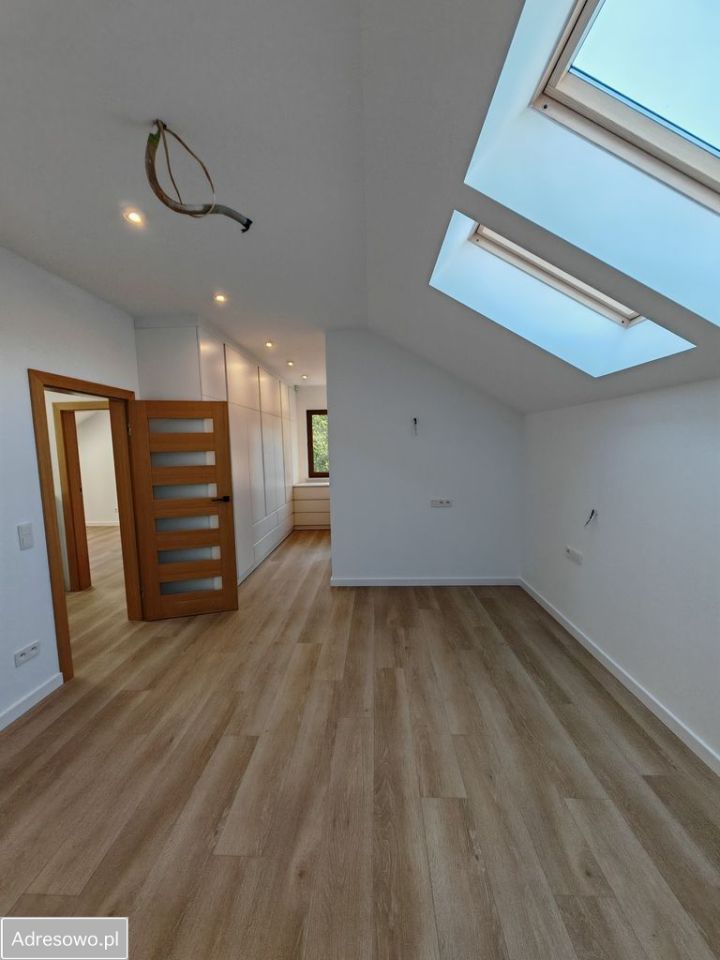 dom wolnostojący, 5 pokoi Kępa Kiełpińska. Zdjęcie 10