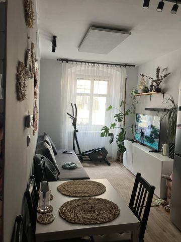 Mieszkanie 3-pokojowe Brzeg Centrum, ul. Mikołaja Reja. Zdjęcie 1