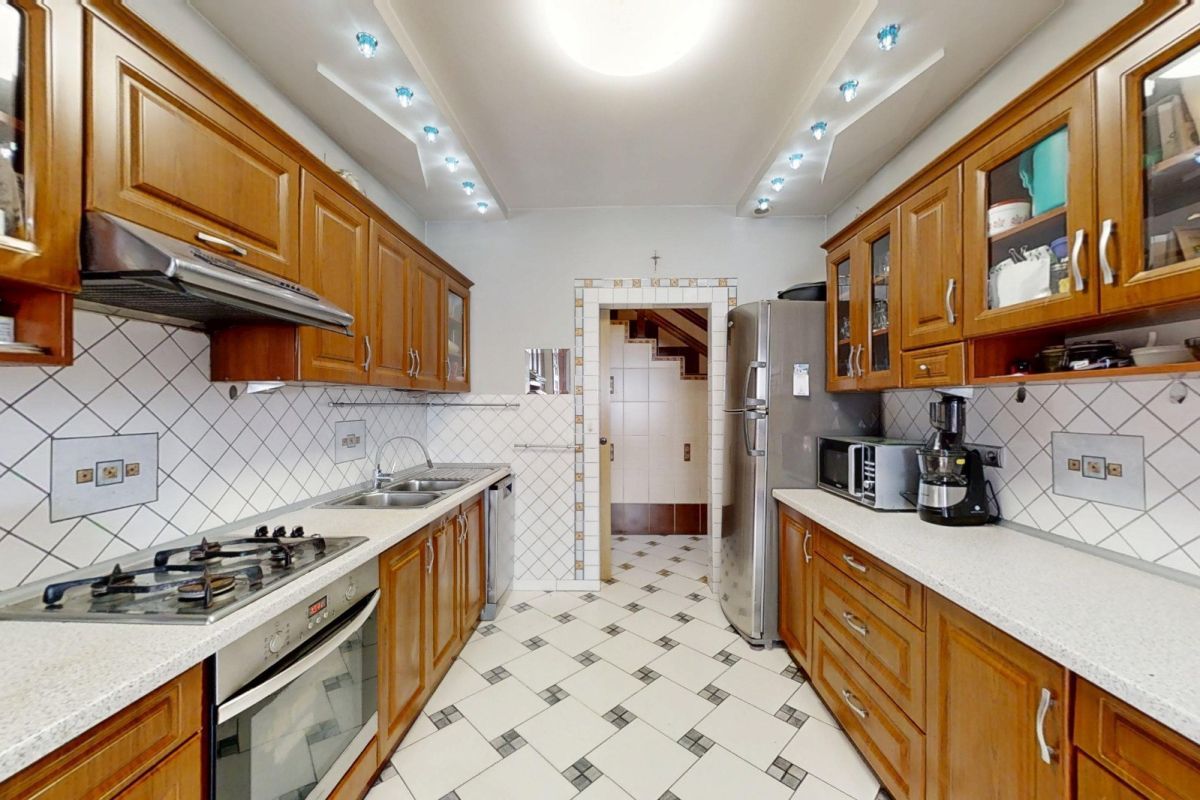 dom wolnostojący, 5 pokoi Zgierz, ul. Adolfa Dygasińskiego. Zdjęcie 3