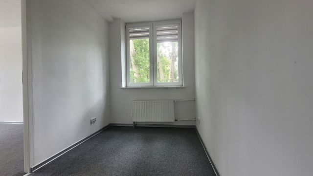 Biuro Warszawa Targówek, ul. Odrowąża. Zdjęcie 3