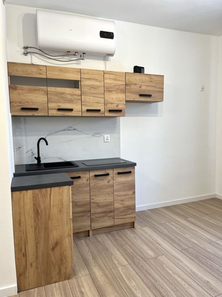 Mieszkanie 1-pokojowe Ostrowiec Świętokrzyski, ul. Henryka Sienkiewicza. Zdjęcie 3