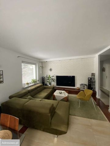 Mieszkanie 3-pokojowe Warszawa Winnica, ul. Poetów. Zdjęcie 1