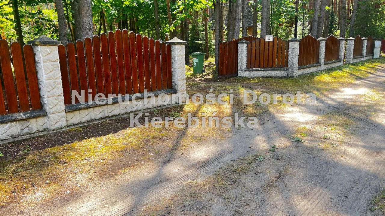 dom wolnostojący, 2 pokoje Fryszerka. Zdjęcie 16