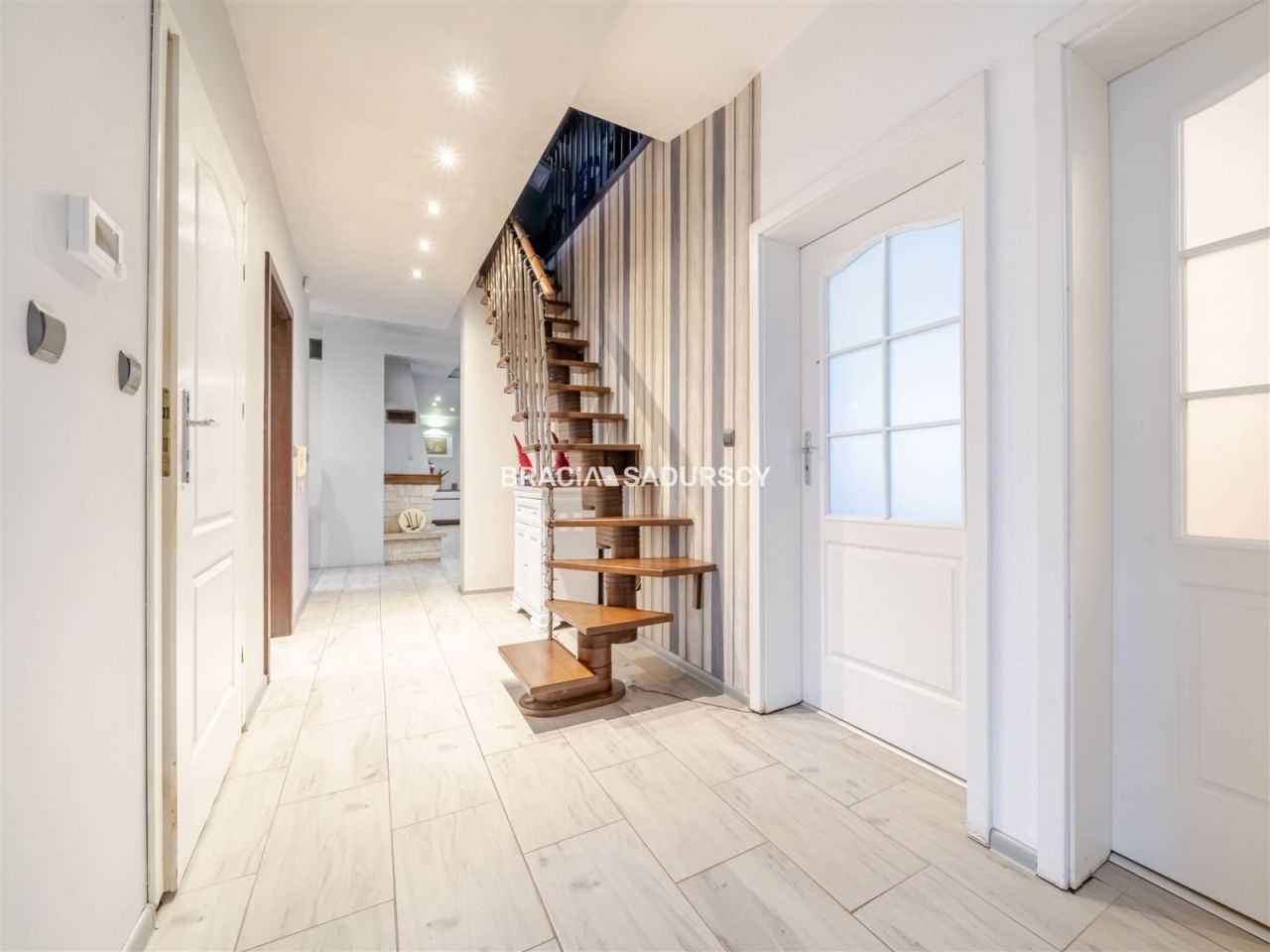 dom wolnostojący, 6 pokoi Michałowice, ul. Michałki. Zdjęcie 32