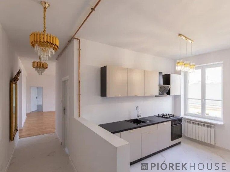 Mieszkanie 3-pokojowe Warszawa Śródmieście, ul. Chmielna. Zdjęcie 8