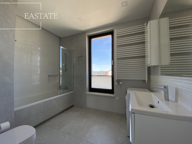 Mieszkanie 3-pokojowe Warszawa Praga, ul. Stanisława Augusta. Zdjęcie 9