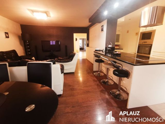 Mieszkanie 3-pokojowe Jelenia Góra Centrum. Zdjęcie 3