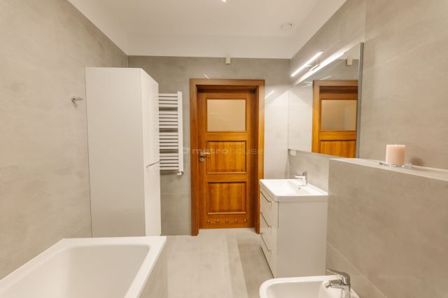 dom wolnostojący, 4 pokoje Borowa Góra. Zdjęcie 14