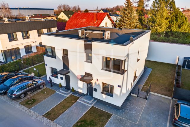 bliźniak, 5 pokoi Raszyn. Zdjęcie 1