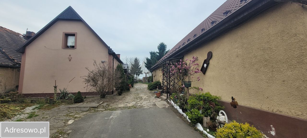 dom wolnostojący, 10 pokoi Krzepice. Zdjęcie 1