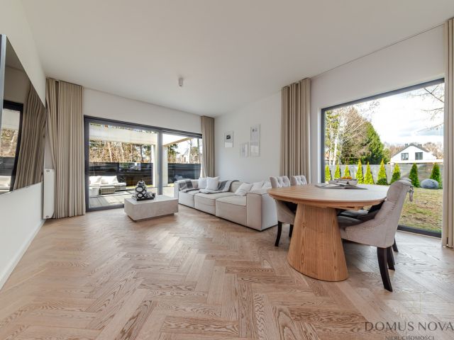 bliźniak, 7 pokoi Chyliczki, ul. Letnia. Zdjęcie 1