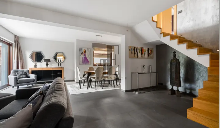 bliźniak, 5 pokoi Warszawa Wawer, ul. Jeziorowa