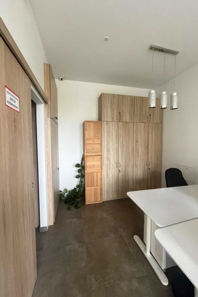 Biuro Czechowice-Dziedzice, ul. Gustawa Morcinka. Zdjęcie 3