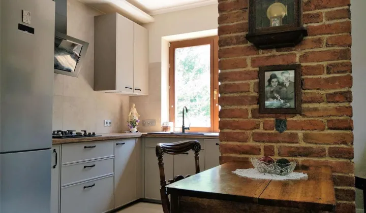 dom wolnostojący, 6 pokoi Magdalenka, ul. Grójecka