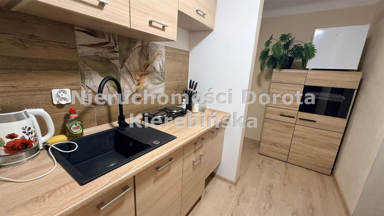 Mieszkanie 1-pokojowe Biała. Zdjęcie 1