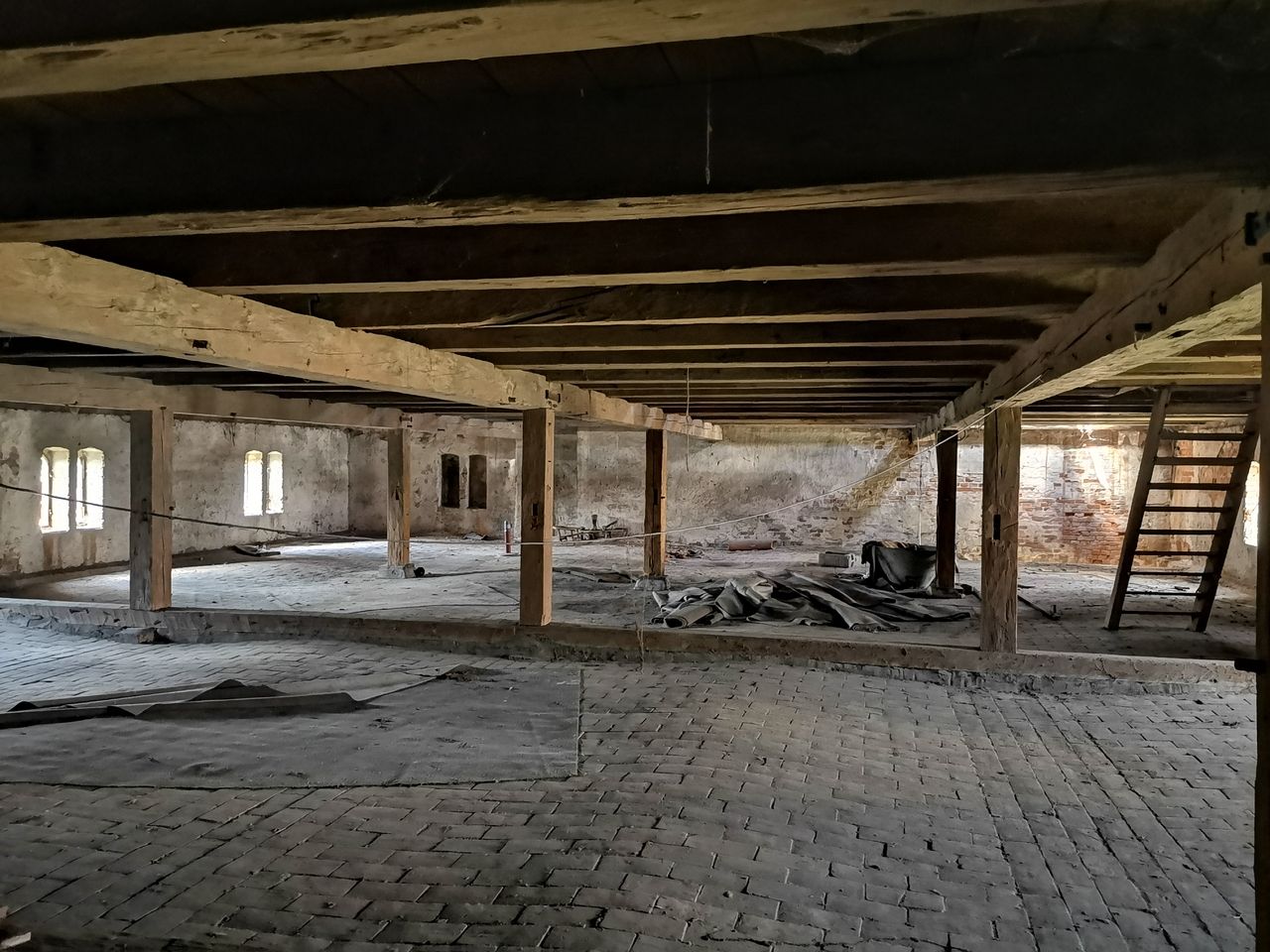 Hala/magazyn Budziszów Wielki. Zdjęcie 9