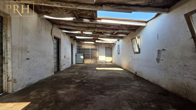 Hala/magazyn Niekłonice. Zdjęcie 3