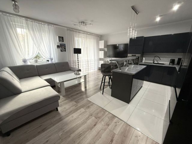 Mieszkanie 3-pokojowe Słubice, os. Świerkowe. Zdjęcie 1