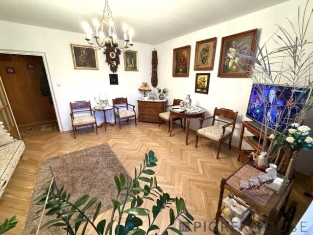 Mieszkanie 4-pokojowe Warszawa Ursynów, ul. Puszczyka. Zdjęcie 2