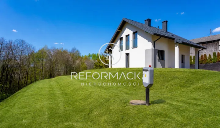 dom wolnostojący, 5 pokoi Malawa