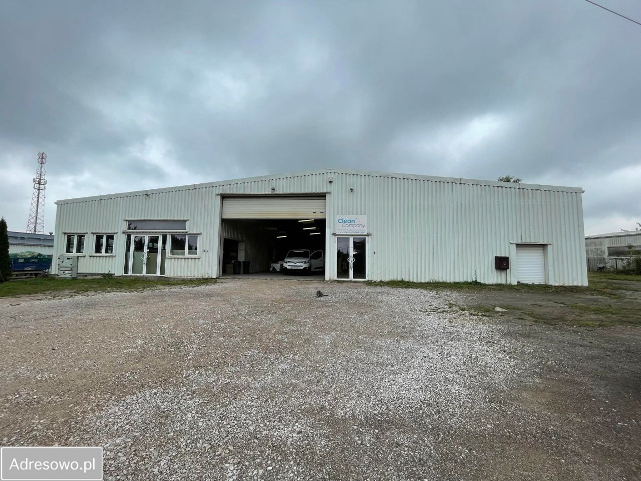 Hala/magazyn Stare Babice, ul. gen. Tadeusza Kutrzeby. Zdjęcie 9