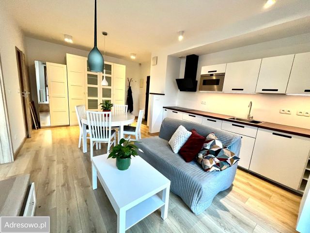 Mieszkanie 2-pokojowe Warszawa Mokotów, ul. Obrzeżna. Zdjęcie 1