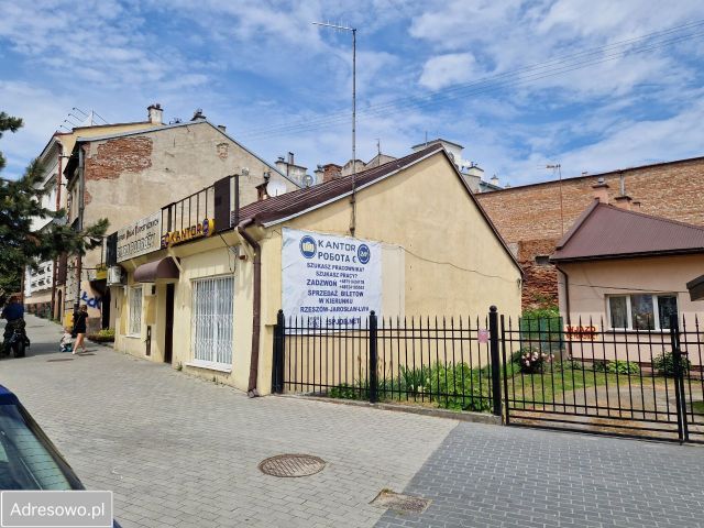 Lokal Jarosław, pl. Mickiewicza. Zdjęcie 1