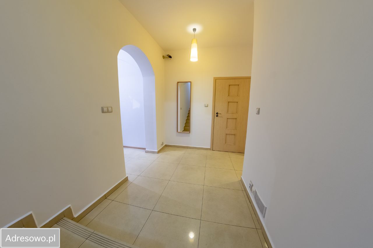 dom szeregowy Warszawa Bielany, ul. Władysława Smoleńskiego. Zdjęcie 3