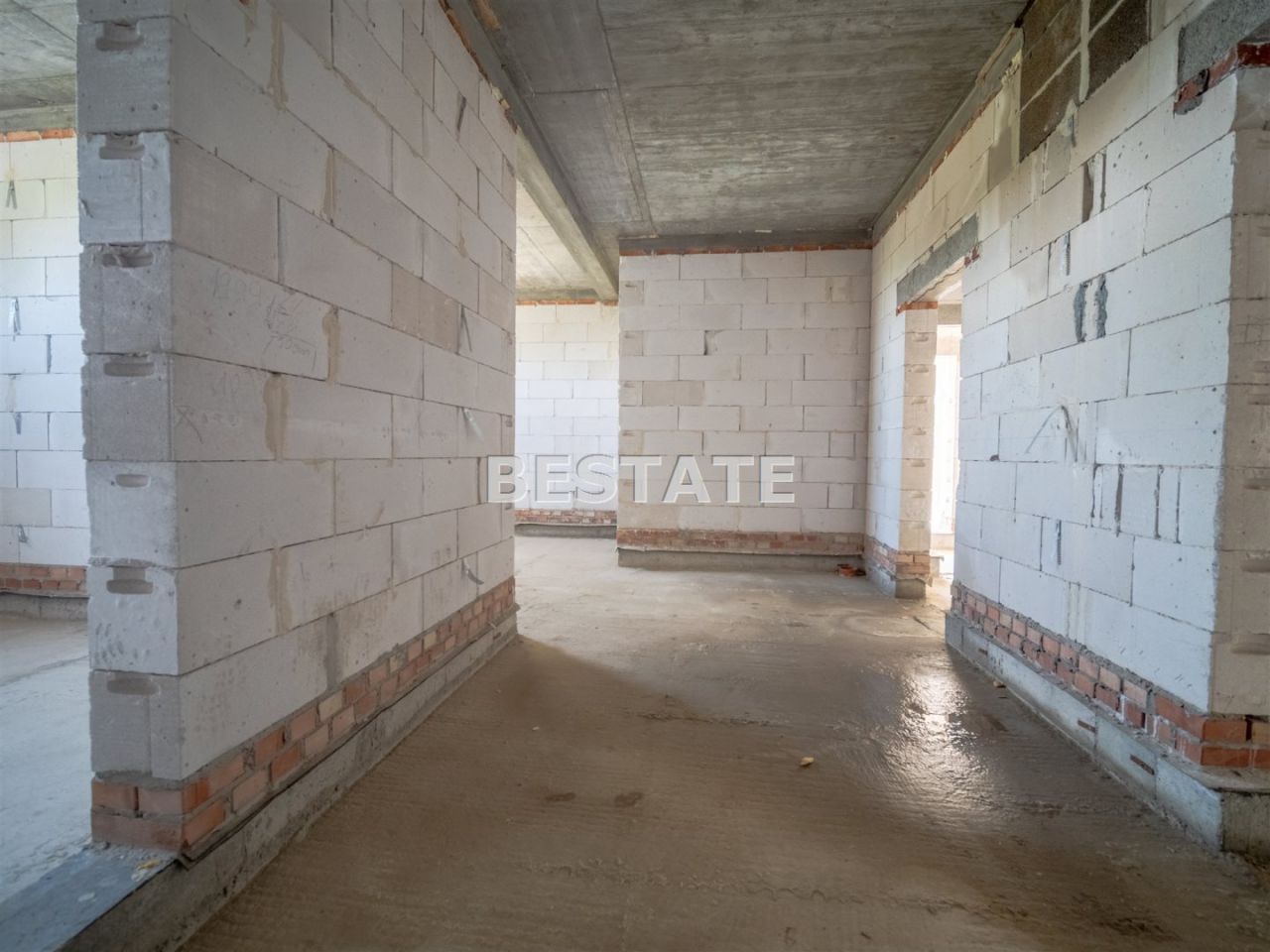 Hala/magazyn Tuszów Narodowy. Zdjęcie 19