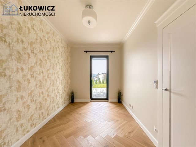 Mieszkanie 3-pokojowe Bielsko-Biała Stare Bielsko. Zdjęcie 24