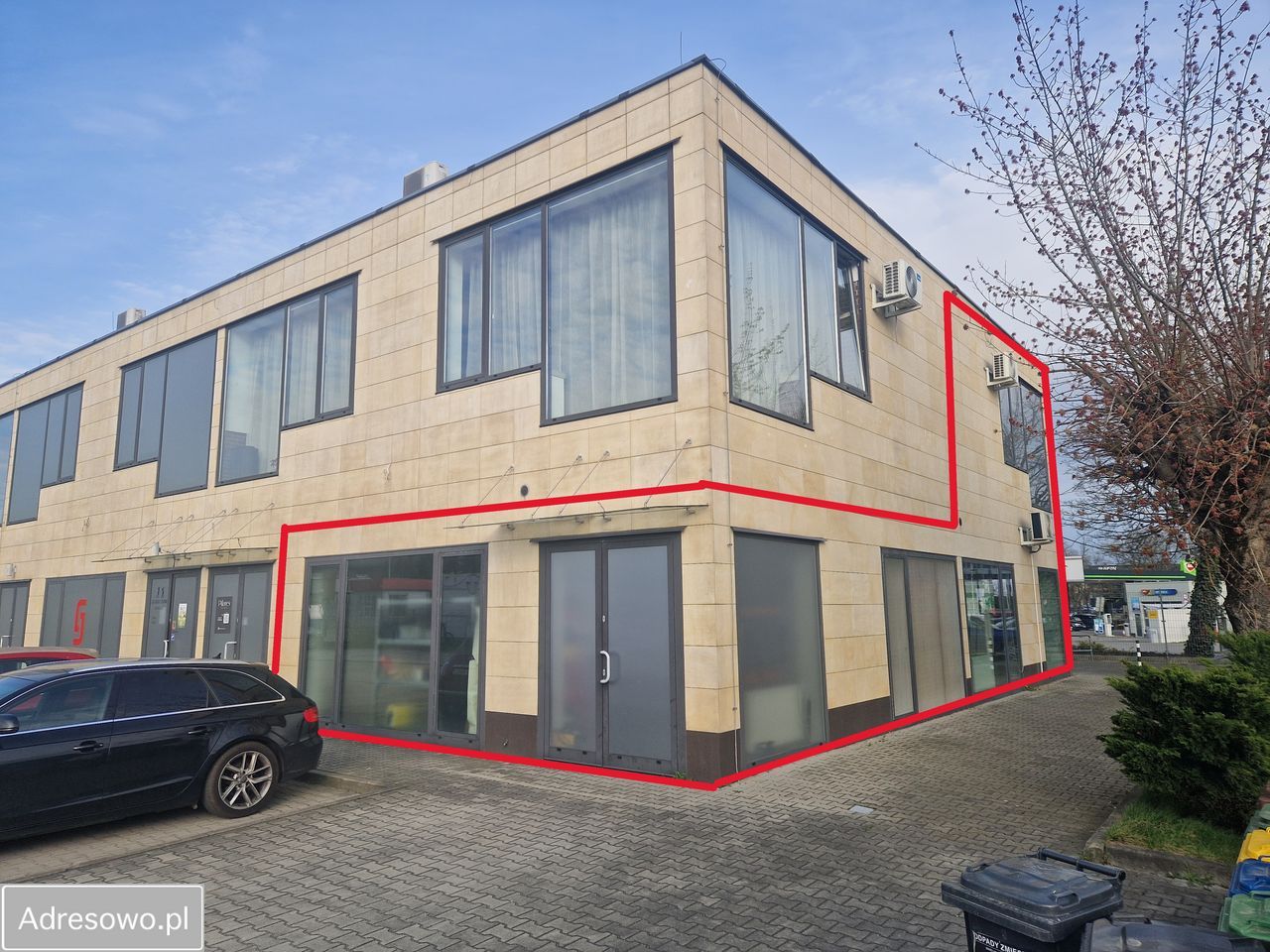 Lokal Wrocław Krzyki, al. Karkonoska. Zdjęcie 1