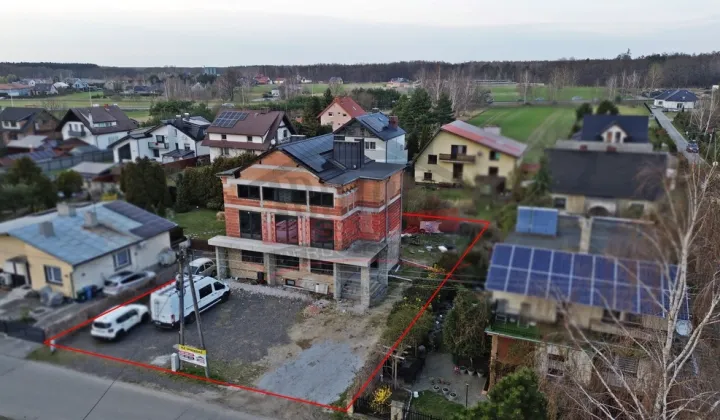 dom wolnostojący, 8 pokoi Chrząstowice, ul. Zielona