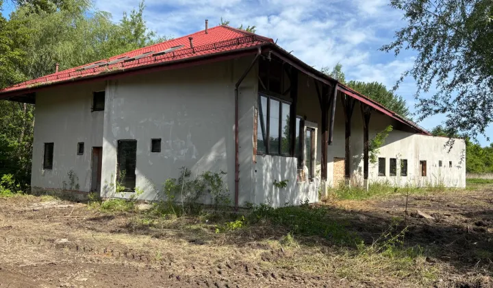 Działka budowlana Chruszczobród, ul. Dworcowa