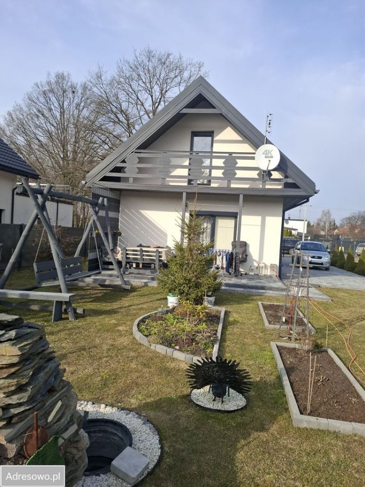 dom wolnostojący, 4 pokoje Zgierz, ul. bł. Królowej Jadwigi. Zdjęcie 1