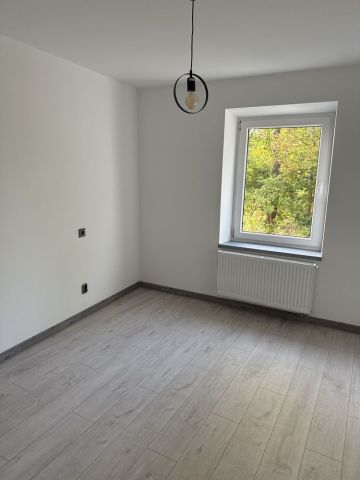 Mieszkanie 4-pokojowe Jelenia Góra Centrum, ul. Spółdzielcza. Zdjęcie 1