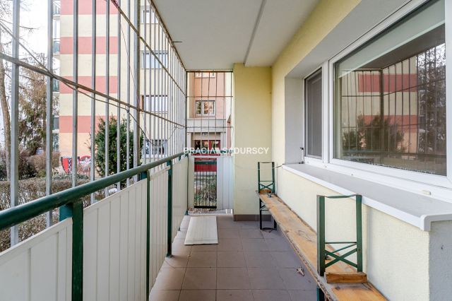 Mieszkanie 3-pokojowe Kraków Mistrzejowice, os. Oświecenia. Zdjęcie 20