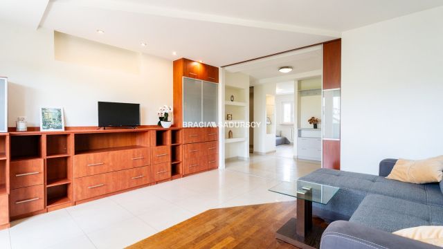 Mieszkanie 3-pokojowe Kraków Prądnik Biały, ul. Zawodzie. Zdjęcie 2