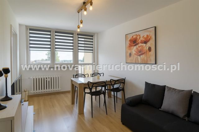 Mieszkanie 3-pokojowe Rybnik Śródmieście, ul. Jeana Chalotta. Zdjęcie 2