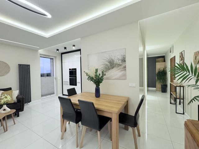 Mieszkanie 4-pokojowe Łódź Górna, ul. Sąsiedzka. Zdjęcie 2