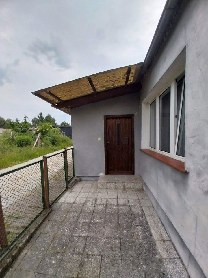 dom szeregowy, 3 pokoje Poradz. Zdjęcie 11