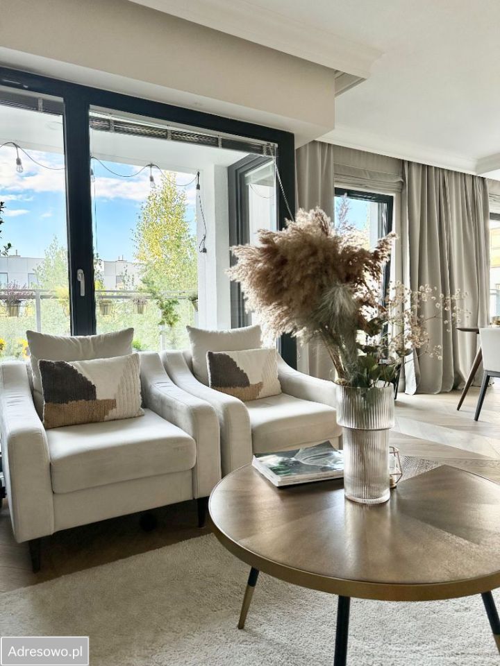 Mieszkanie 2-pokojowe Warszawa Wilanów, ul. Herbu Szreniawa. Zdjęcie 1