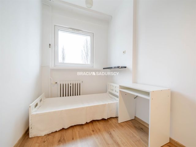 Mieszkanie 2-pokojowe Kraków Nowa Huta, os. Kolorowe. Zdjęcie 17