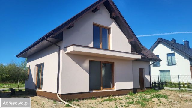 dom wolnostojący, 4 pokoje Kołobrzeg, ul. Jana Sobiepana Zamoyskiego. Zdjęcie 18